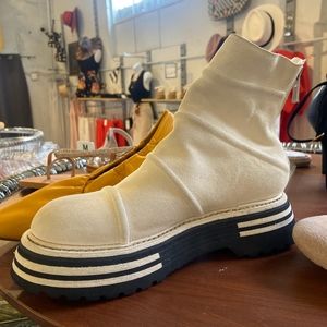 NIB $1450 Guidi boots